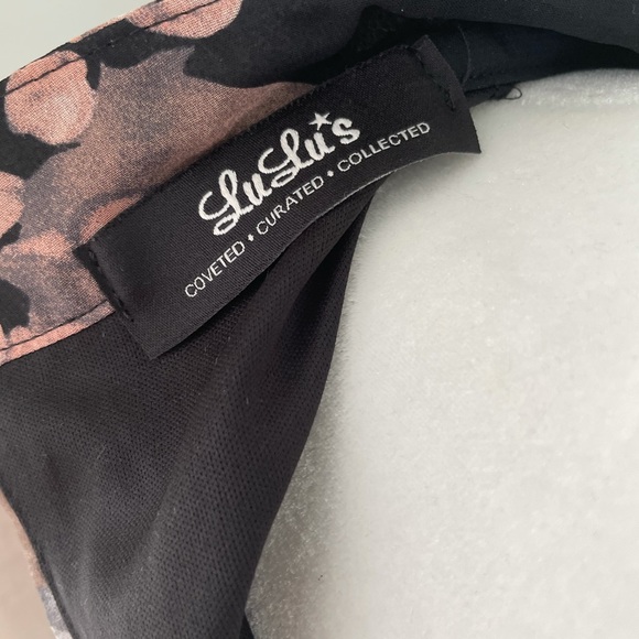 Lulus Like and Cher Black Floral Shift Dress Mini - Picture 9 of 10